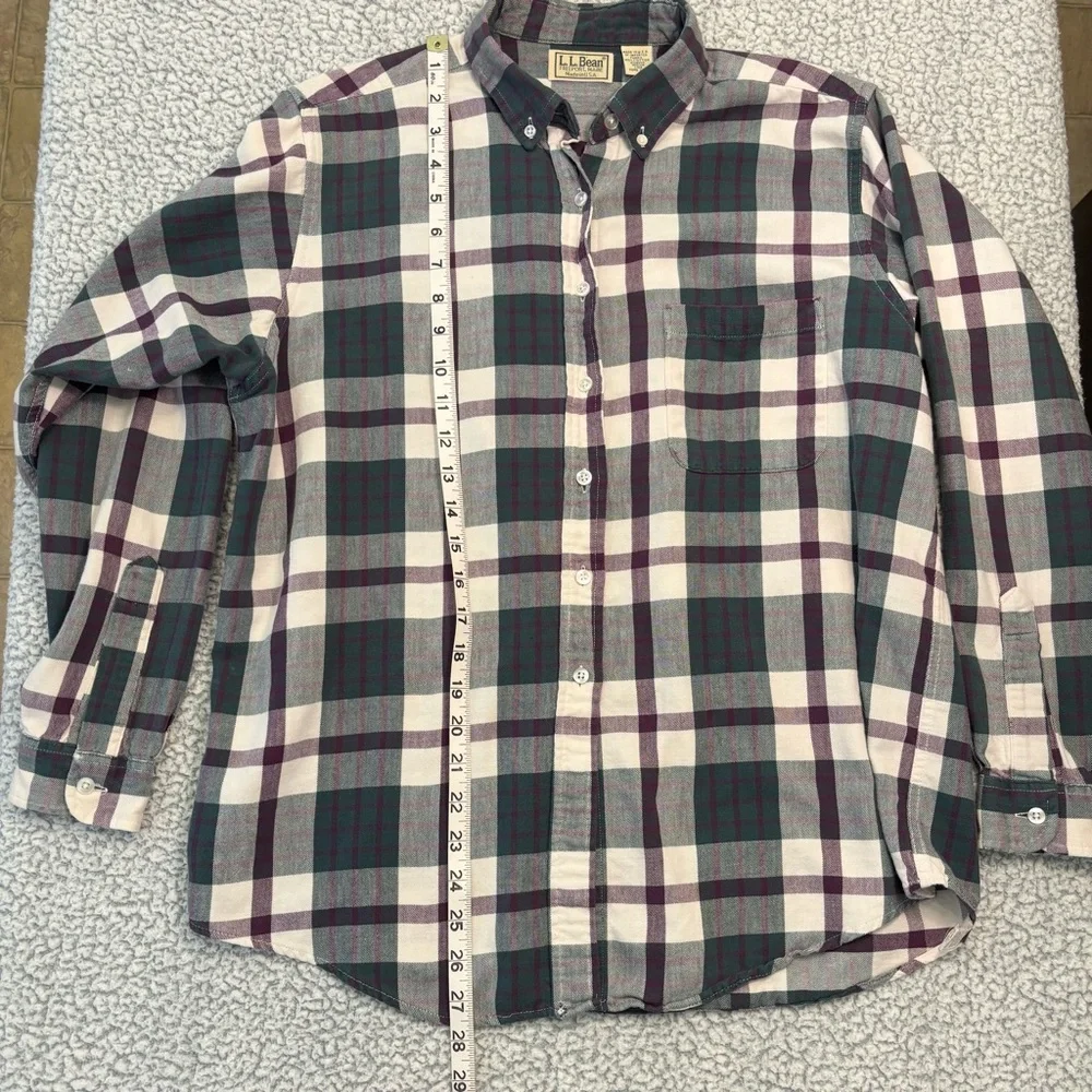 VTG L.L. Bean USA Classic Flannel Shirt, Women Sz M Plaid Green Plum, Midweight - Picture 8 of 12